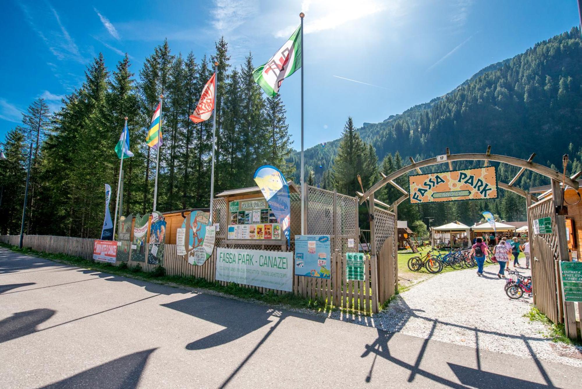 Hotel Diamant Park Campitello di Fassa Εξωτερικό φωτογραφία