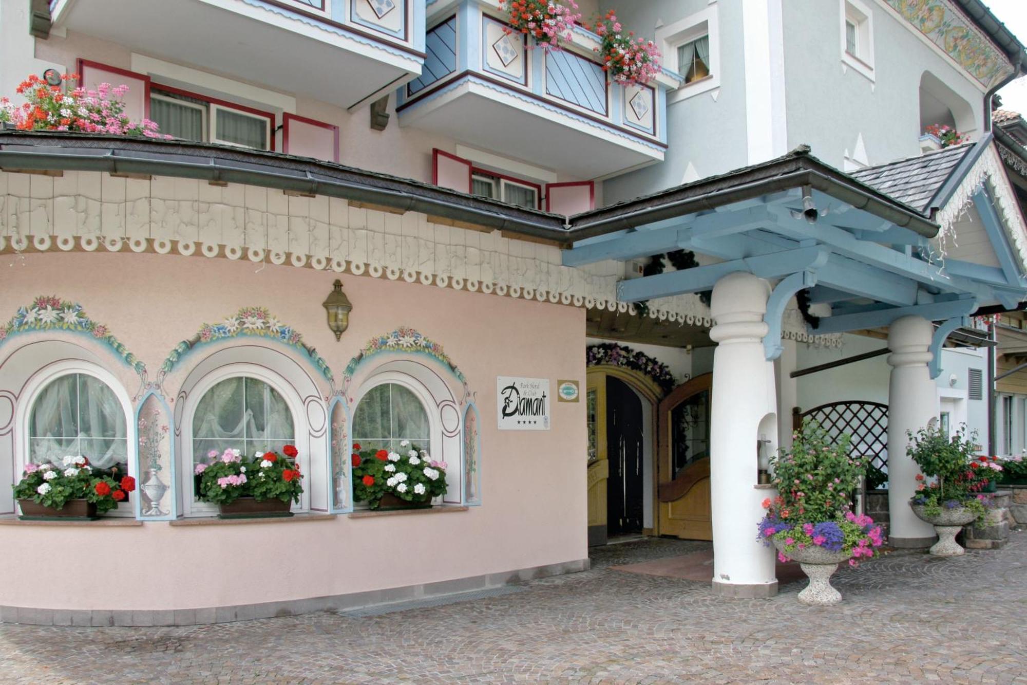 Hotel Diamant Park Campitello di Fassa Εξωτερικό φωτογραφία