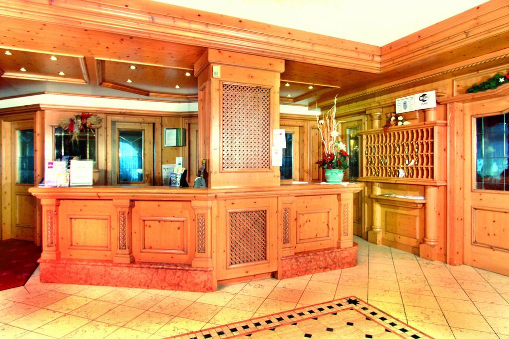 Hotel Diamant Park Campitello di Fassa Εξωτερικό φωτογραφία